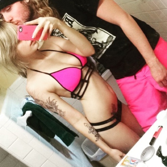 VS Pink triangle caged bikini top *SALE*