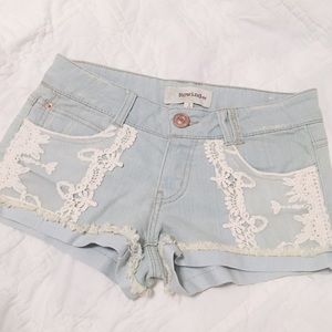NWOT Lace Denim Shorts⚡️