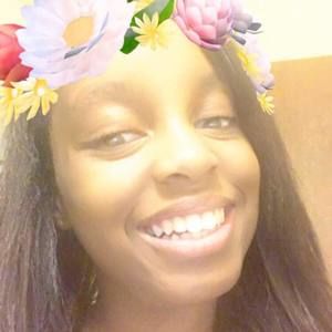 Meet your Posher, Monica