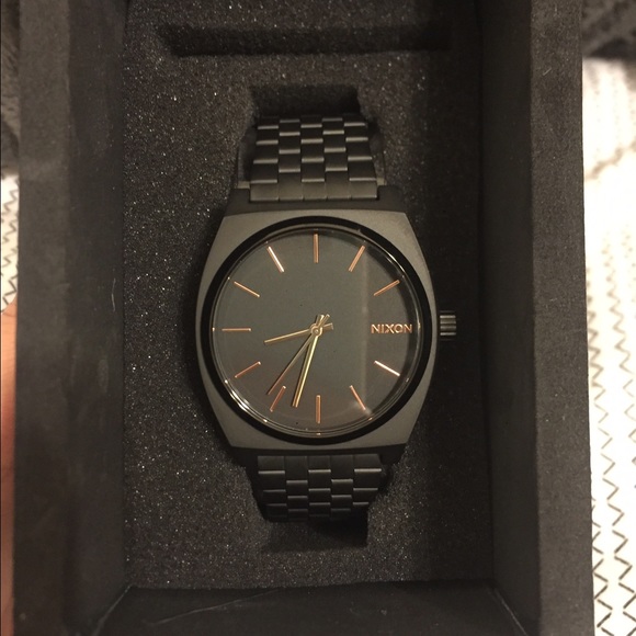NIXON BLACK/ROSE GOLD WATCH