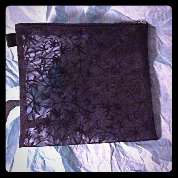 NWOT Black Lace Design Makeup Bag - Picture 1 of 3