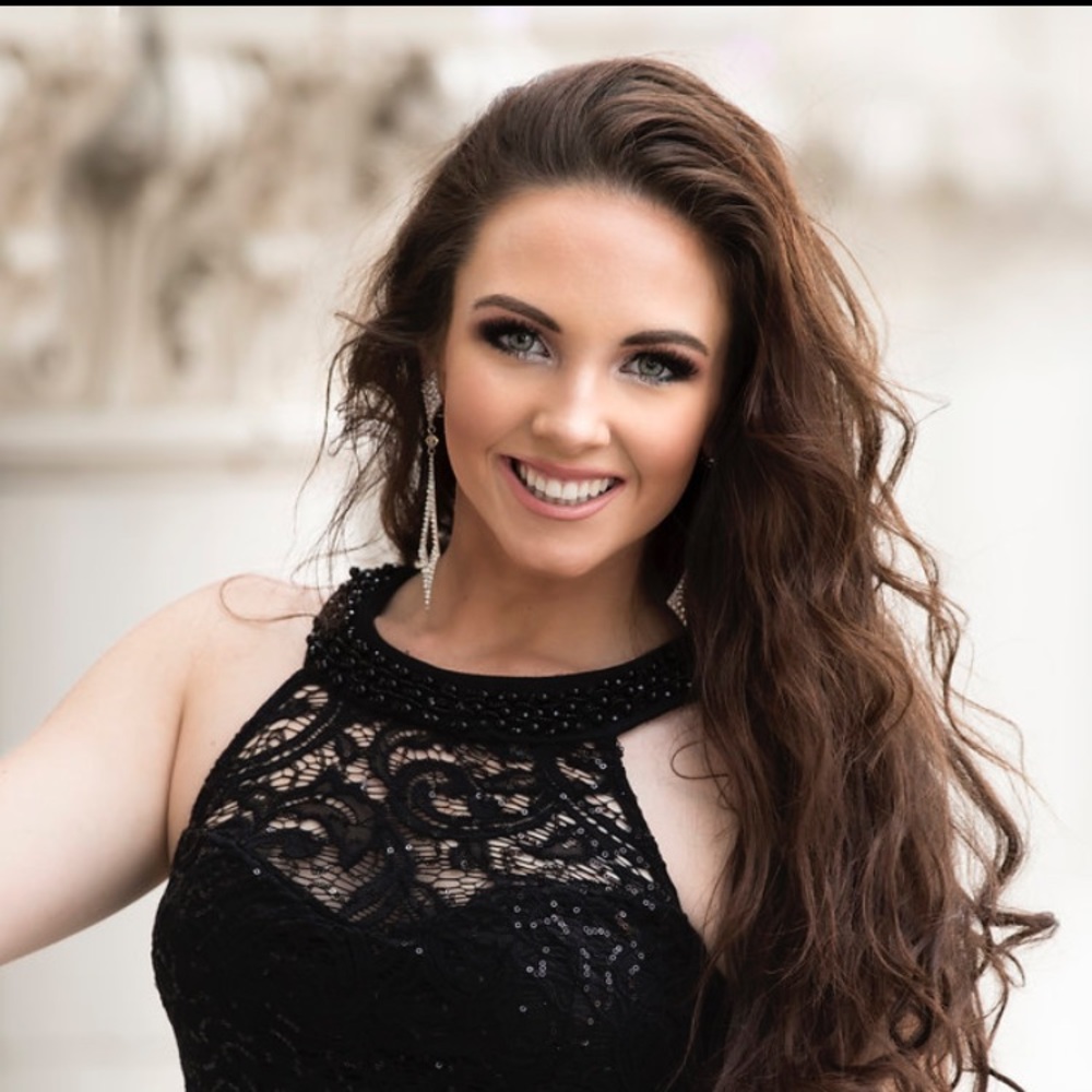 Meet your Posher, Madi