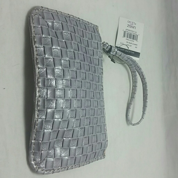Wilsons Leather wristlet silver