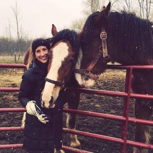 Meet your Posher, Courtney