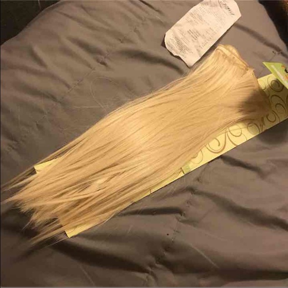 Blonde hair extensions weave