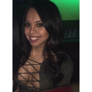 Meet your Posher, April
