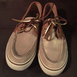 SPERRY top slider gold and camel shoes. Size 5.5