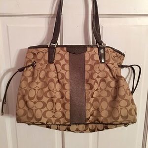 ♥️Authentic Coach Handbag PRICE REDUCED!!!!!