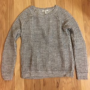Warm, grey sweater