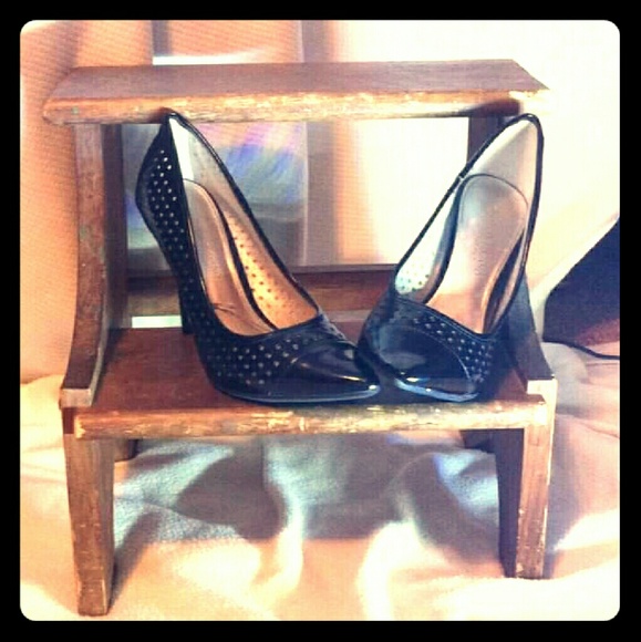 Cute black heels! :)