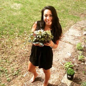 Meet your Posher, Sarinah
