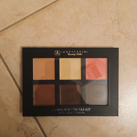 Anastasia Beverly Hills Cream Contour Kit