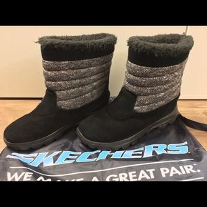 Skechers Winter Boots (so comfy!!! used once!!)
