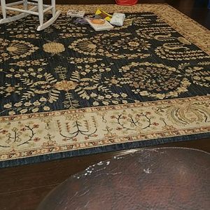 Meet your Posher, Lori