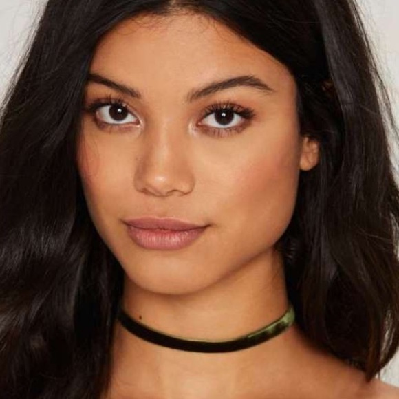 💟SOLD💟 Nasty Gal Green Velvet Choker - NWOT