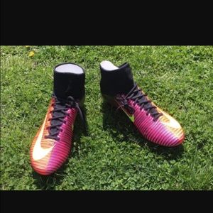 Meet your Posher, Elliott