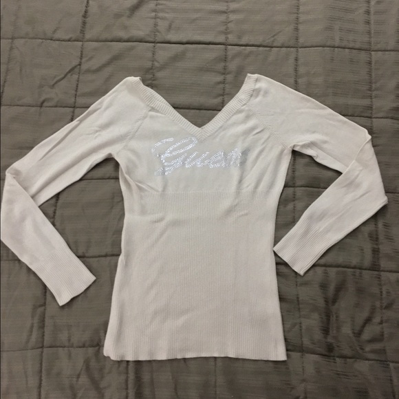 Preloved Guess Sweater 💕