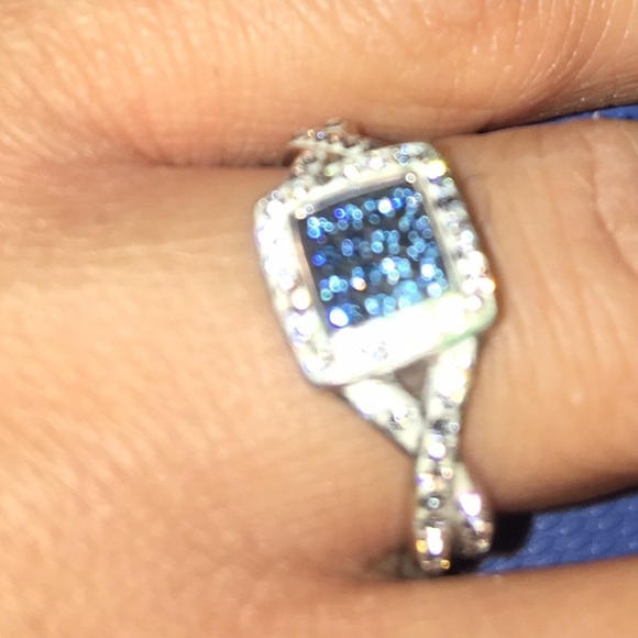Silver ring 💍 - Picture 2 of 2
