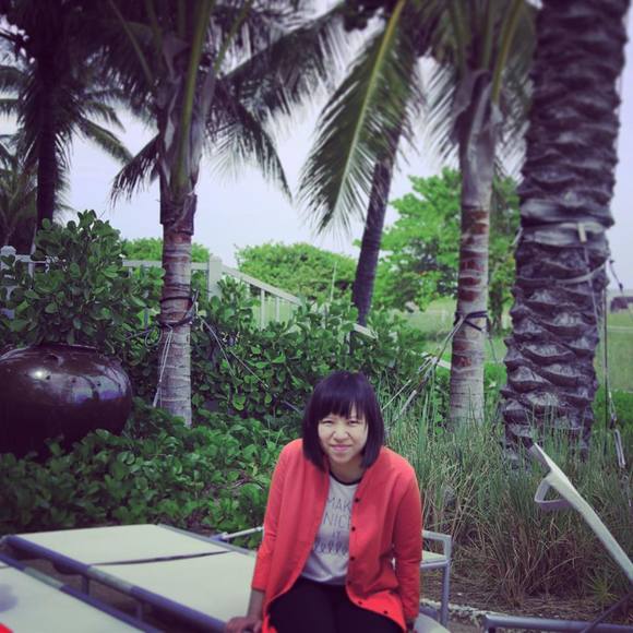 Meet your Posher, Yi