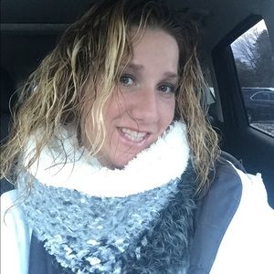 Meet your Posher, Krystal