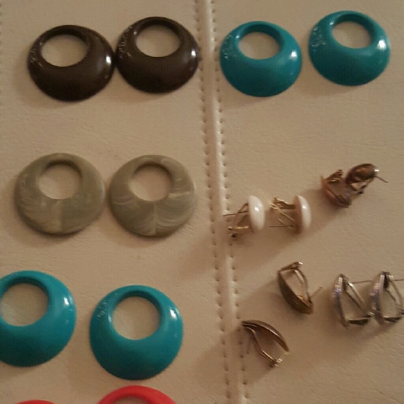 Retro Lot Of Earrings