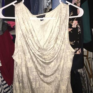 Cowl neck sleeveless top, white with gray print, L