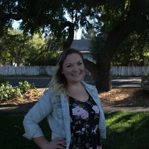 Meet your Posher, Ella