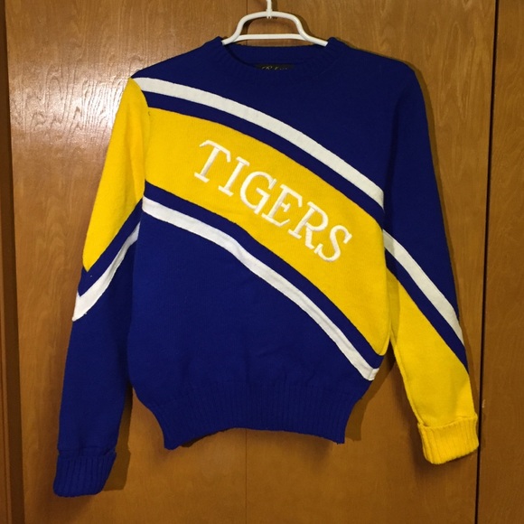 Cheerleader sweater - Picture 1 of 1