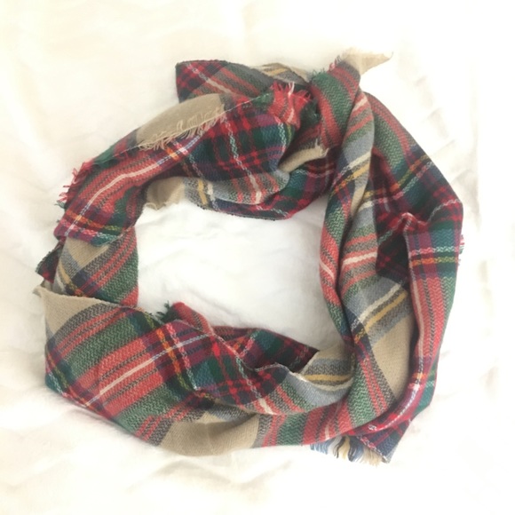 🎉SALE🎉👑 Blanket Scarf 👑 - Picture 2 of 5