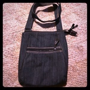 Thirty one cross body purse