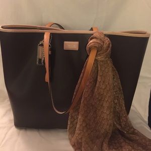 Brown coach purse w/coach scarf.