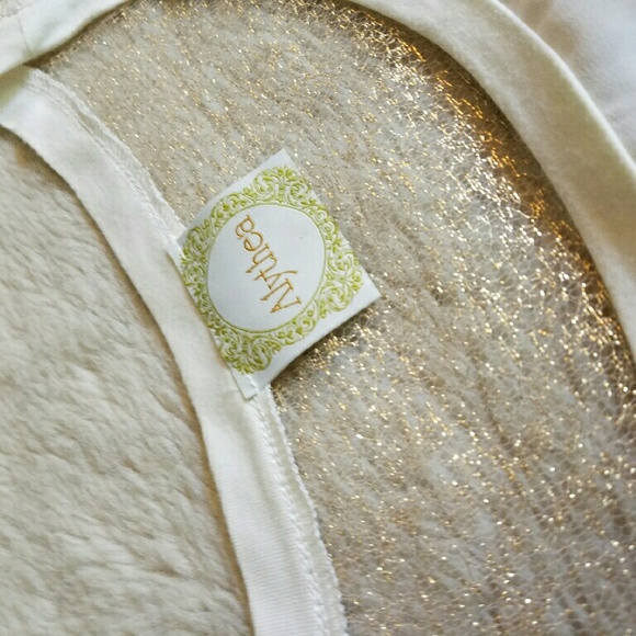 **SOLD** Alythea blouse with mesh gold back - Picture 3 of 3