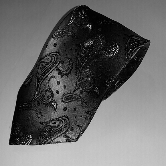 Pronto Uomo Paisley Tie