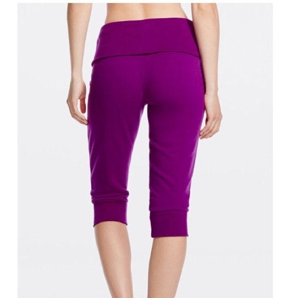 NWT Fabletics Hamilton Sweatpant Foldover Tulip S - Picture 3 of 3