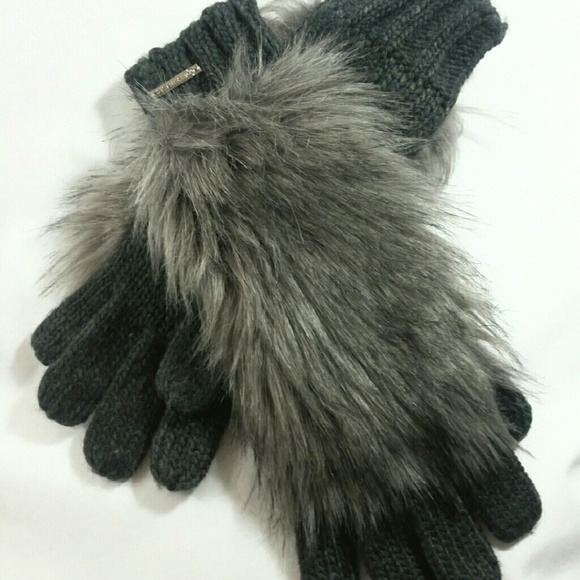Michael Kors grey knitted faux fur gloves
