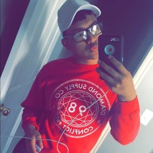 Meet your Posher, Rjay