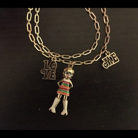 Betsey Johnson necklace