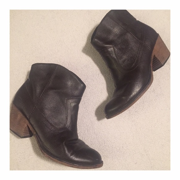 ✨FLASH SALE✨Rocket Dog Boots