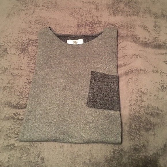 On The Byas men's dark grey/charcoal pocket tee - Picture 4 of 4