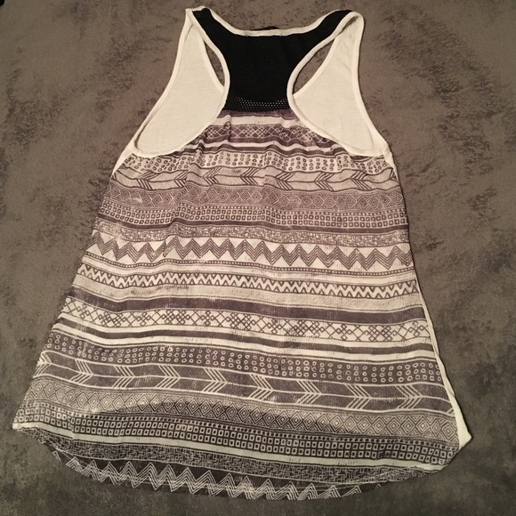 Womens medium graphic tank. Mesh/sheer tribal back - Picture 2 of 3