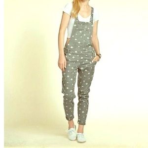 Hollister aztec print gray overalls