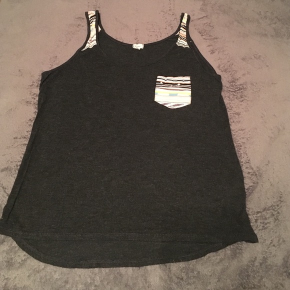 Womens medium charcoal grey print pocket tank top