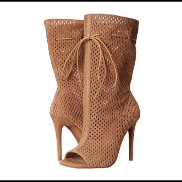 Steve Madden boots