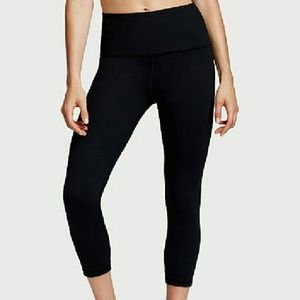 Knockout by Victoria Sport High Rise Capris NWT