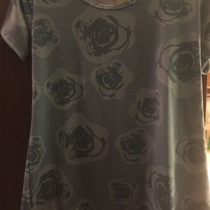Lularoe Classic T size M