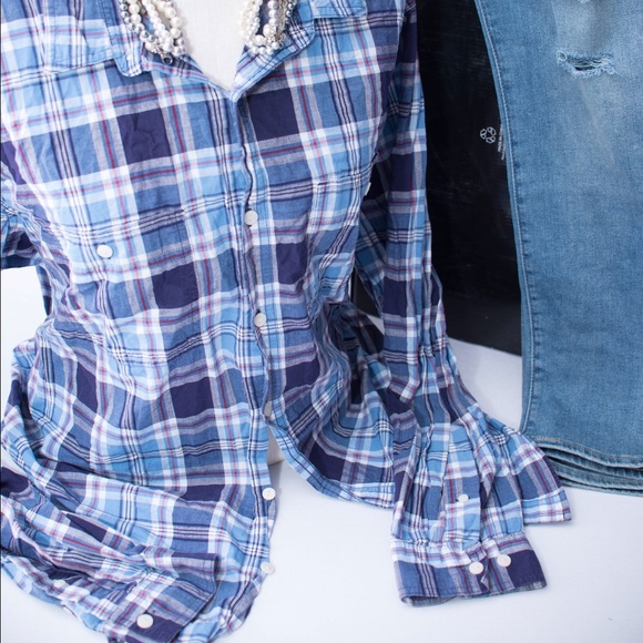 💋bundled💋Multi colored button up top - Picture 2 of 2