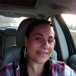 Meet your Posher, Angela