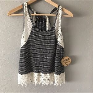 LACE AND STRIPE SUMMER TANK. Size S/M . NEW W TAGS