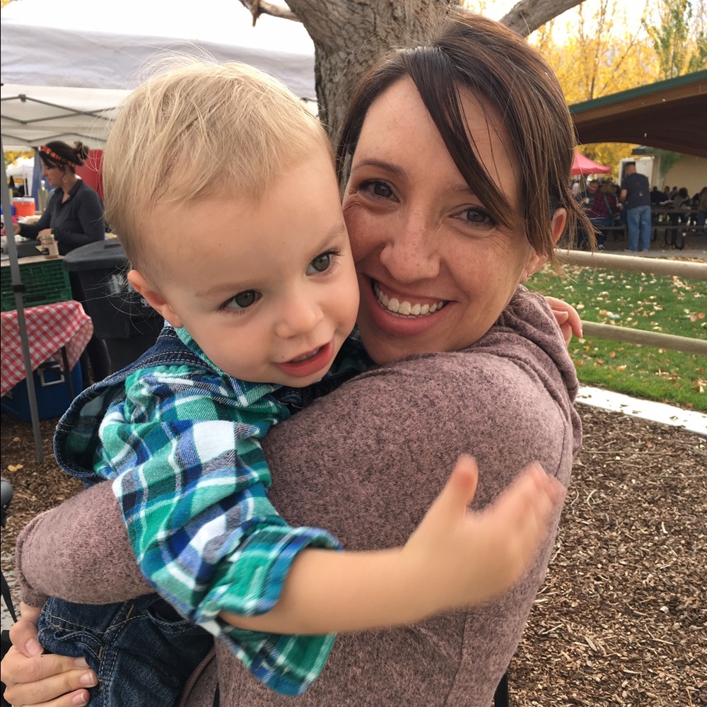 Meet your Posher, Sara