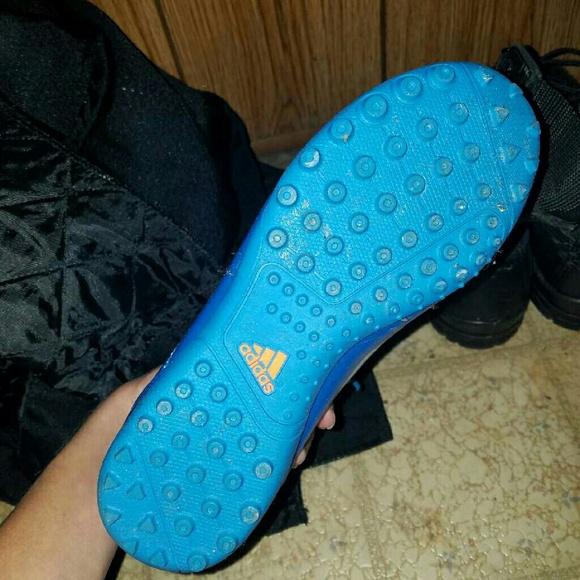 Blue n orange adidas cleats size 5 - Picture 1 of 5
